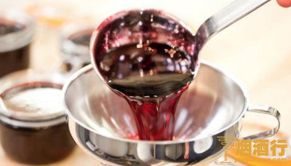 红葡萄酒的酿造过程 图解红葡萄酒酿