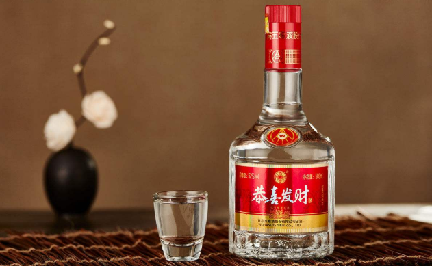 五粮液和茅台那个好喝 五粮液和茅台的区别