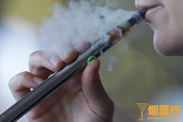 电子烟的正确吞吐方法 电子烟口吸技